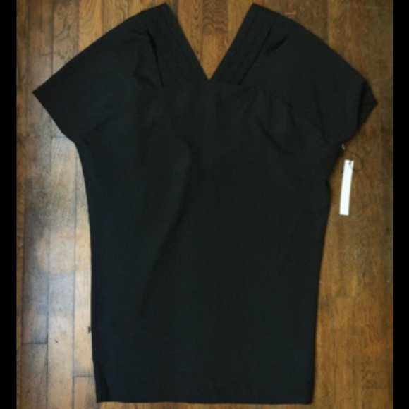 Susana Monaco Black Cut Out V-Neck Shift Dress - Picture 7 of 10